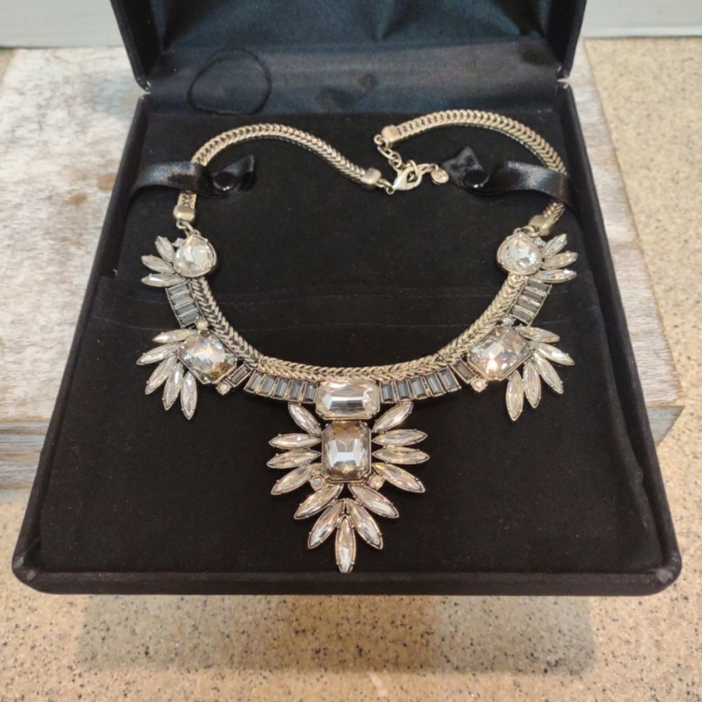 Rhinestone Chunky Statement Necklace